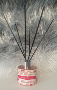 Aloe & White Lily Luxury Rose Gold Glass Reed Diffuser